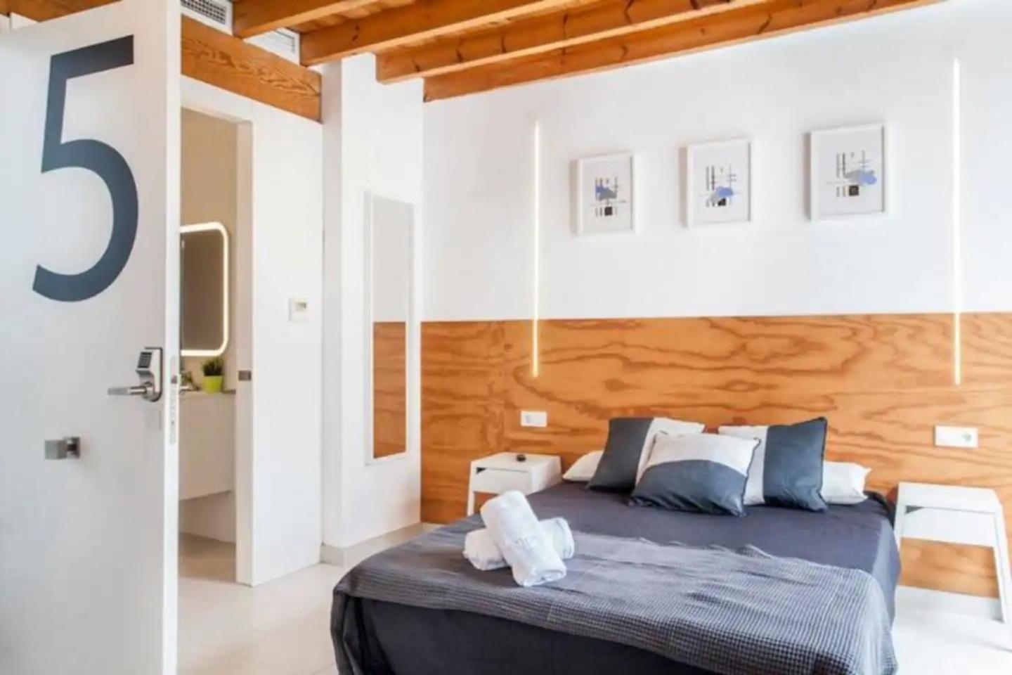Apartamento Soleado En Plaza Del Carmen Valencia Eksteriør bilde